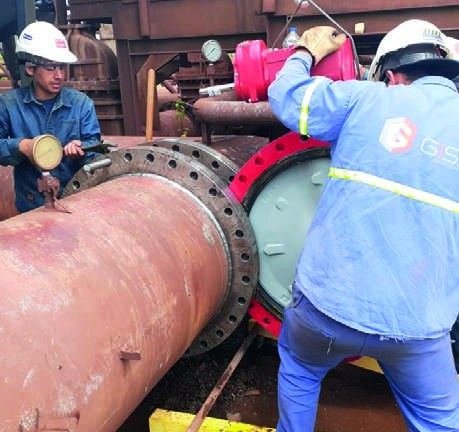 Mantenimiento de cañería industrial de gran diámetro